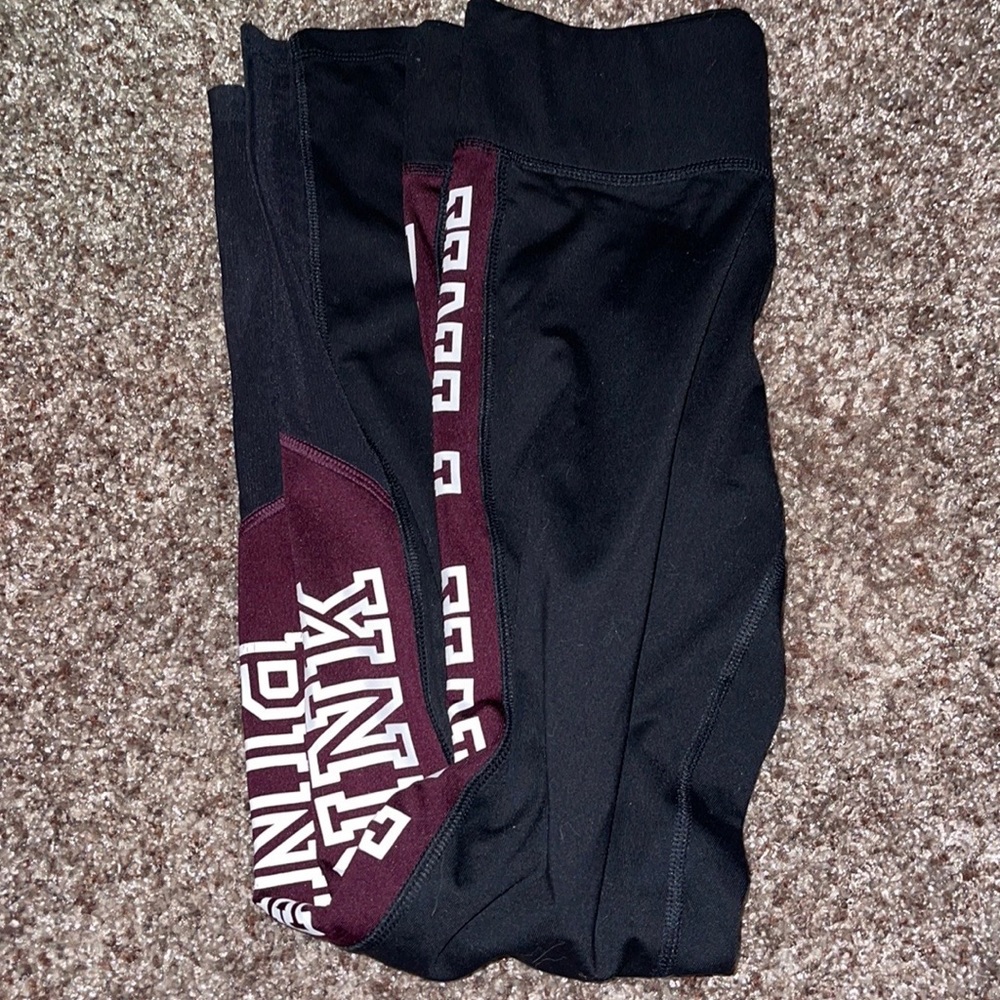Victoria Secret PINK leggings! Size small and great condition.